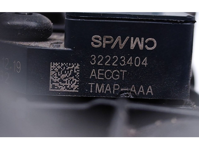 Интеркулер  32223404, 32138750   Volvo XC90 