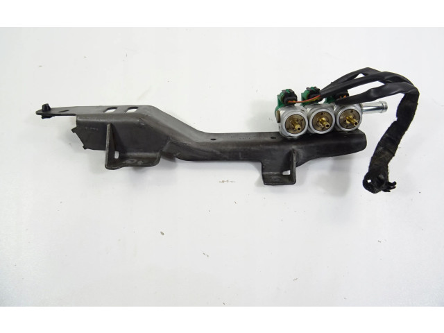 Vstřikovací lišta 110R-000119 Nissan Micra K14