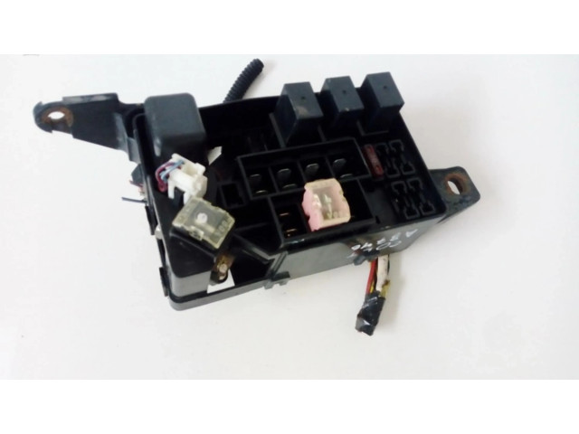 Блок предохранителей Mitsubishi Colt