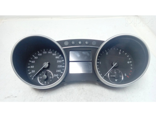 Панель приборов A1645408947   Mercedes-Benz GL X164       