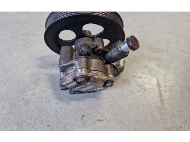 Насос усилителя руля Mitsubishi L200