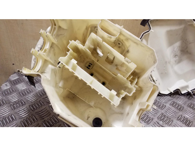 Pojistková skříňka 12907584147, 7584147 BMW X1 E84 2010