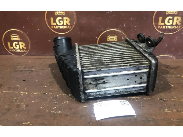 Интеркулер 1J0145803F Volkswagen Golf IV