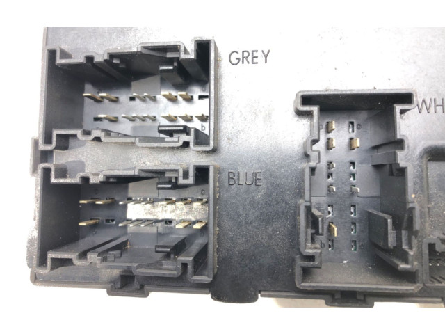 Блок комфорта 8V51-15K600-CJ Ford Fiesta