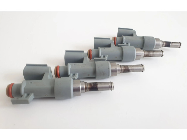 Vstřikovač 2325025020 Toyota RAV 4 (XA50)