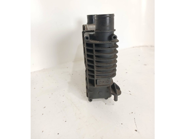 Интеркулер 8200471885, 880590XC Renault Clio II