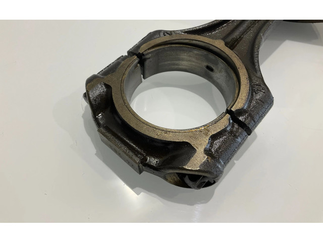 Píst Mercedes-Benz E W211