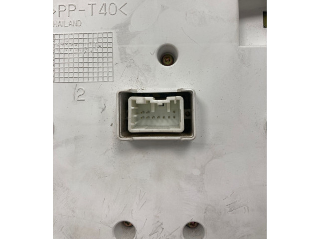 Панель приборов 8673802 Volvo V70