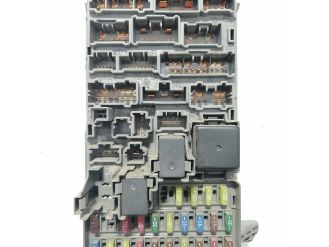 Pojistková skříňka 3820ES6AG200 Honda Civic