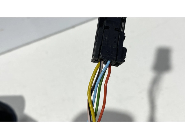 Зеркало электрическое левое Citroen C3 2010-2016 года