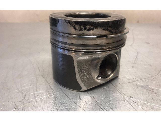 Píst 03L107065J001, CAY Volkswagen Caddy CAY