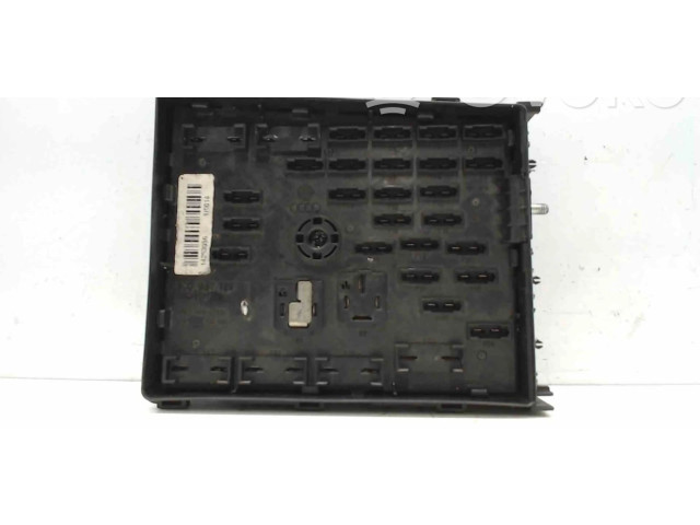 Pojistková skříňka 3C0937125 Volkswagen PASSAT 2009