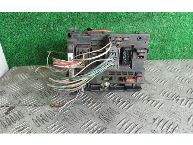 Pojistková skříňka 9650664080 Peugeot 307 2001