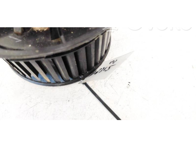 Вентилятор печки Skoda Octavia Mk2 (1Z)