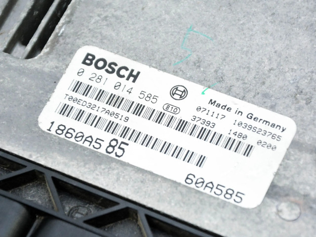 Блок управления двигателем Блок управления 0281014585, 1860A585 Mitsubishi Lancer X