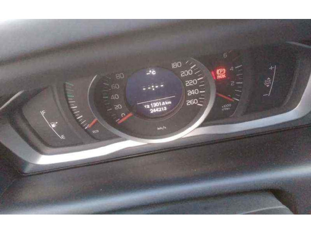 Панель приборов 36001773, P31327747   Volvo XC60       