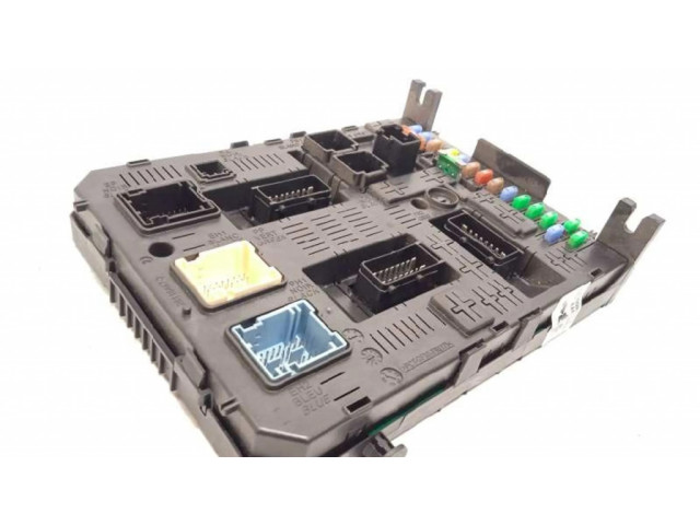 Pojistková skříňka Řídící jednotka BSM 9664059080, 6570A0   Peugeot 3008 I 2010