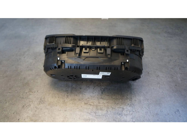 Панель приборов 5E0920981F Skoda Octavia Mk3 (5E)