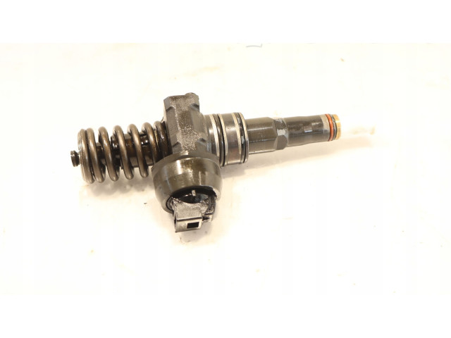 Форсунка 0414720215 Skoda Fabia Mk2 (5J)