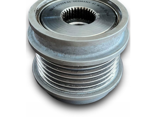 Генератор F617098   Audi A3 S3 8V      