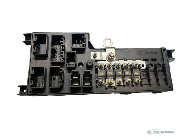 Блок предохранителей 518828009   Volvo S60    