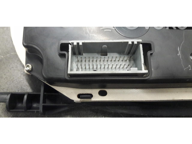 Панель приборов P8200176654B Nissan Kubistar