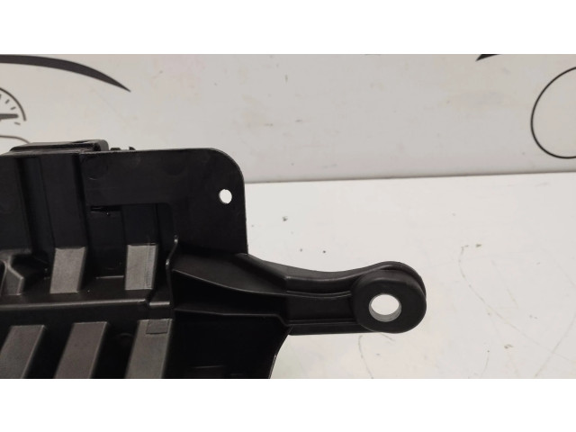 Pojistková skříňka A2055408095 Mercedes-Benz C W205 2022