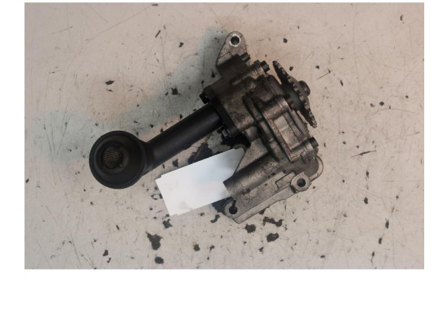 Масляный насос  CBD 03L115105B  Volkswagen Golf Plus 