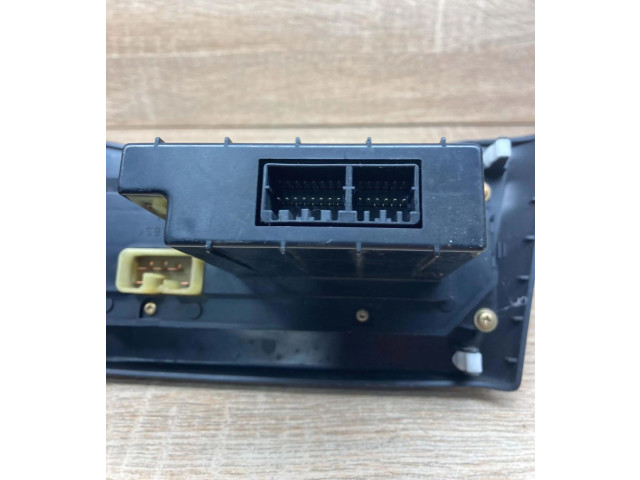 Блок управления климат-контролем MN121361HA, MN177623 Mitsubishi Eclipse