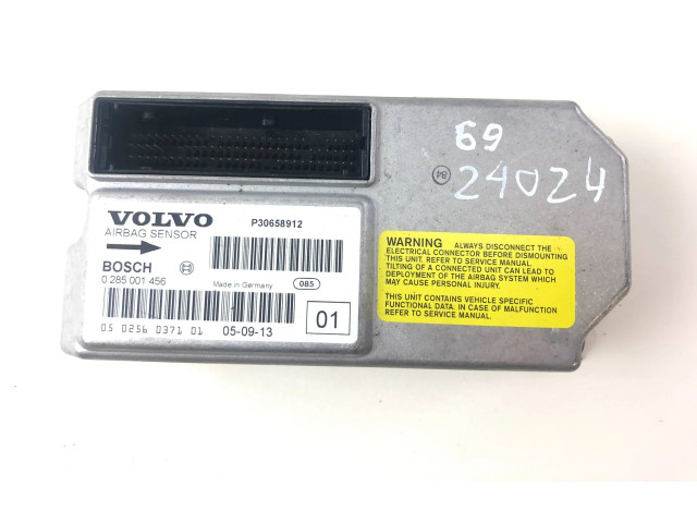 Блок подушек безопасности p30658912, 0285001456   Volvo V70