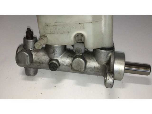 Главный тормозной цилиндр