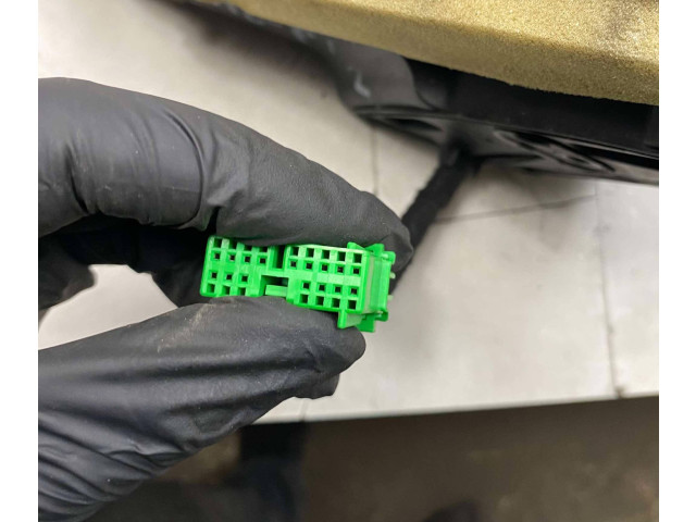 Зеркало электрическое Volvo V70 2008 - 2013 года