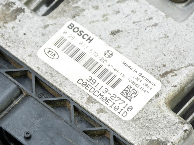 Řídící jednotka 39113-27710, 0281013570 KIA Ceed 2007