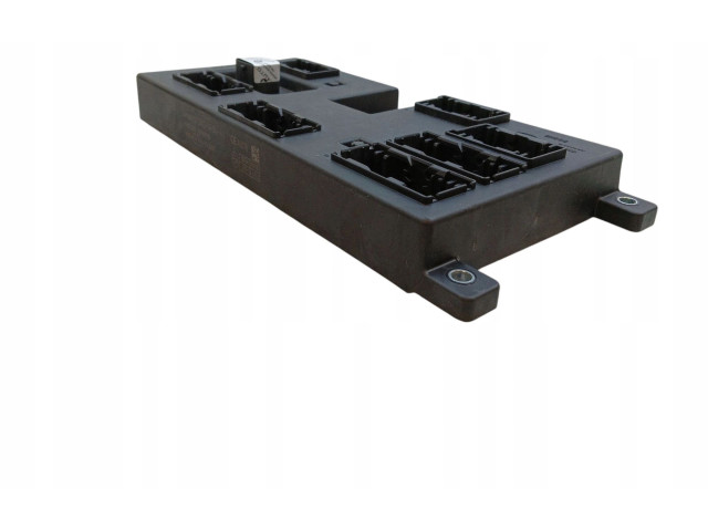 Блок предохранителей Jaguar XE