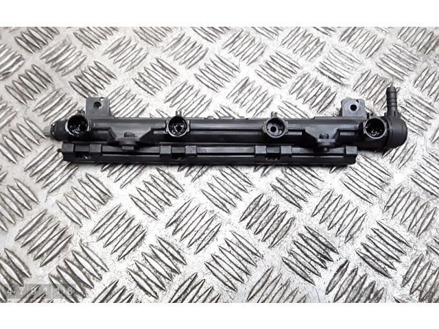 Топливная рампа 036133320 Volkswagen Golf VI