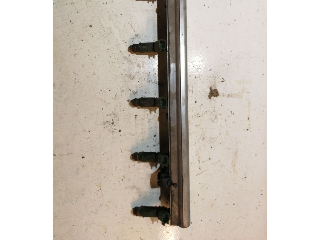 Подушка безопасности водителя 39053107 Volvo V70