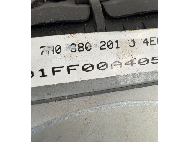 Подушка безопасности водителя 7H0880201J, FF00A40 Volkswagen Transporter - Caravelle T5