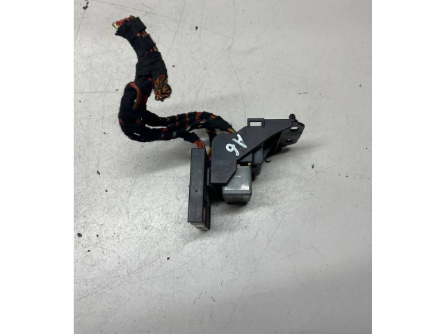 Блок предохранителей 4F1937503 Audi A6 S6 C6 4F