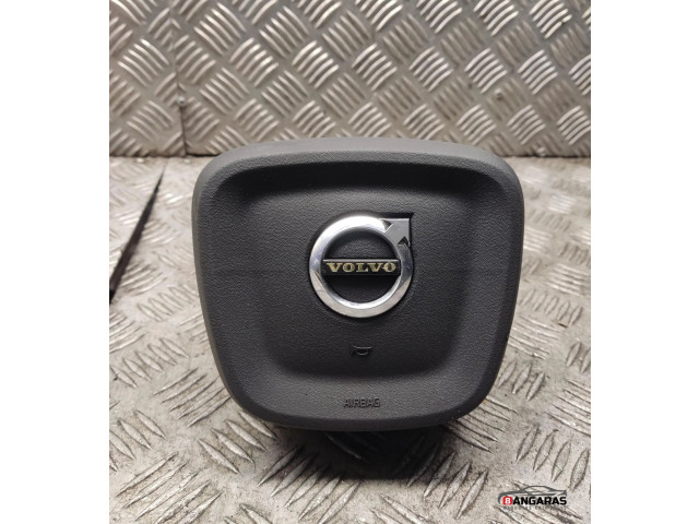 Подушка безопасности водителя p032288355 Volvo XC40