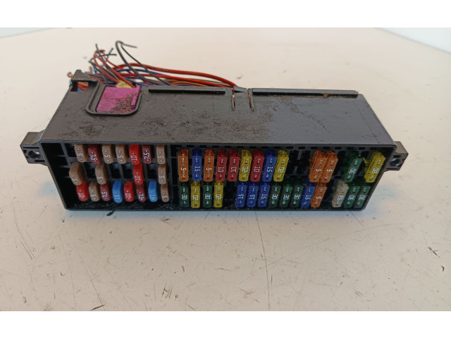 Блок предохранителей 5J0937615C   Skoda Rapid (NH)    