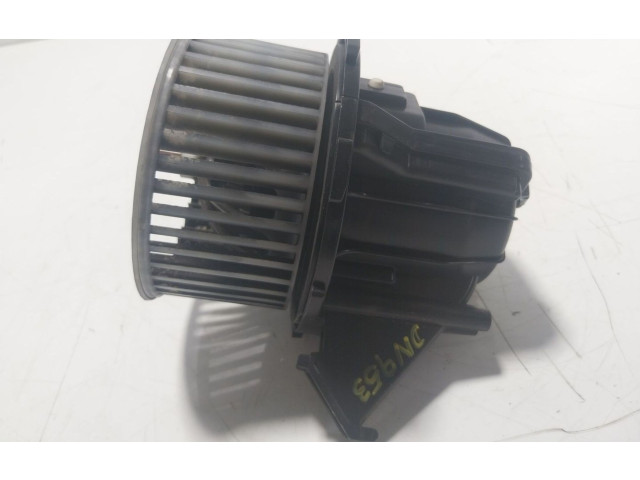 Вентилятор печки 8K2820021C Audi Q5 SQ5