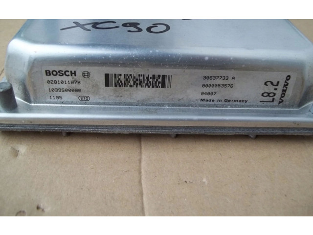 Motorsteuergerät/-modul 30637733A   Volvo XC90