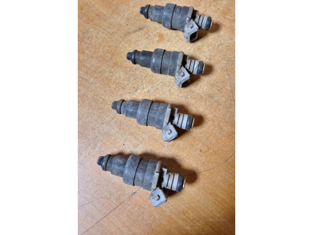 Vstřikovač 9179379   Volvo S40, V40     