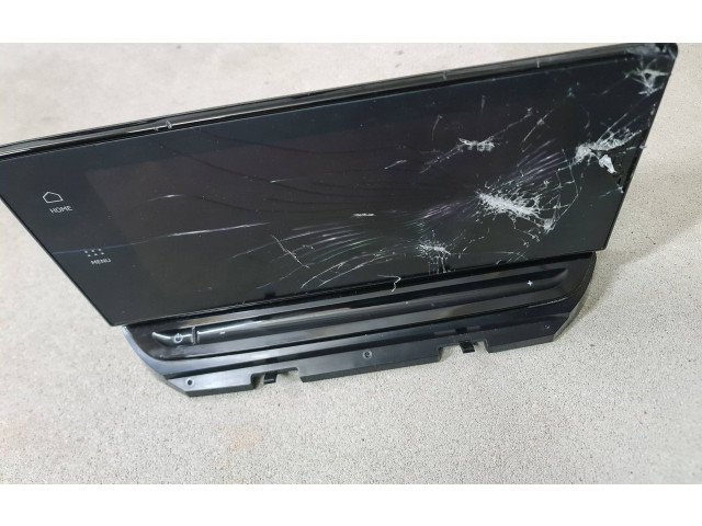 Дисплей 5E3919605, QW00096H Skoda Octavia Mk4