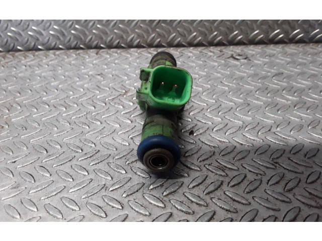 Vstřikovač 04861454AA Chrysler Town & Country IV pro benzínový motor 3.3