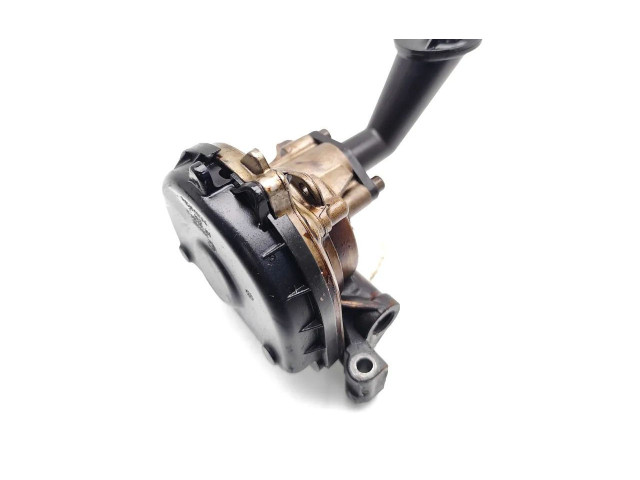 Масляный насос CBZA 03F115105D Skoda Fabia Mk2 (5J)