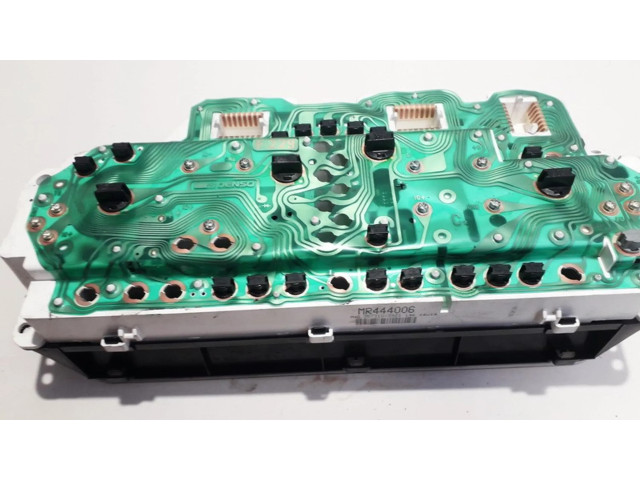 Панель приборов MR444006, 257310-3921 Mitsubishi Galant