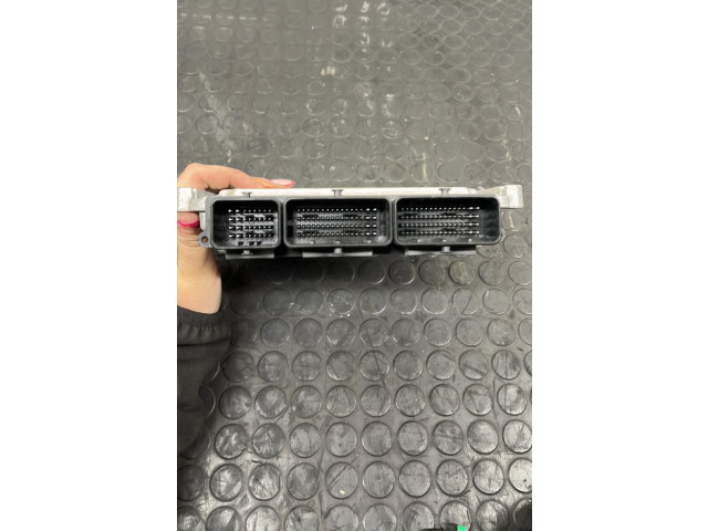 Комплект блоков управления Dacia Sandero