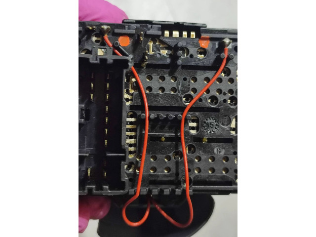 Ручка стеклоочистителей E1109568, 251115   Dacia Duster