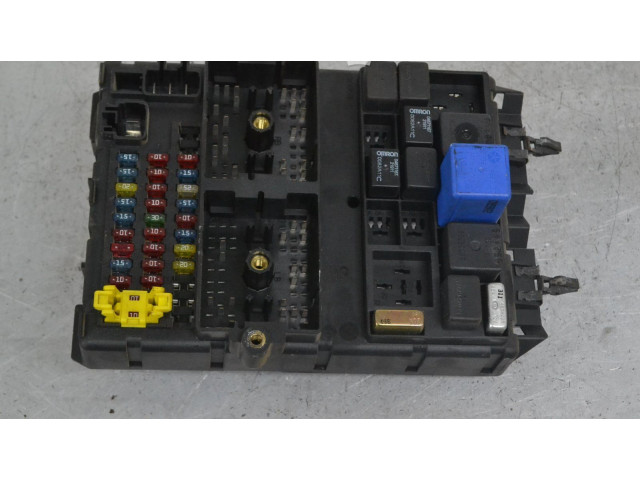 Блок предохранителей Jeep Grand Cherokee (WJ)